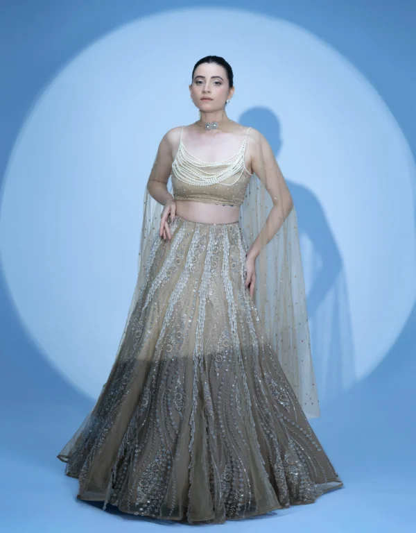 LUNAR GLEAM LAHENGA